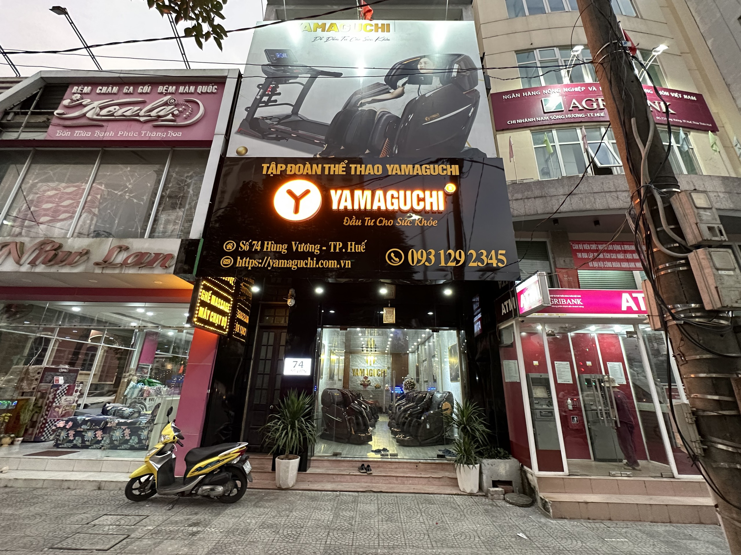 Ghế massage Yamaguchi Huế