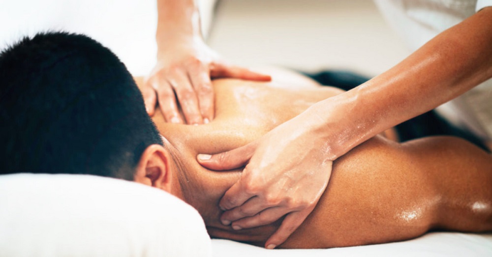Những lưu ý khi thực hiện massage bấm huyệt