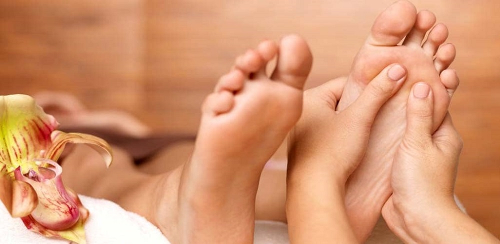 Massage chân giúp thúc đẩy lưu thông tuần hoàn khí huyết