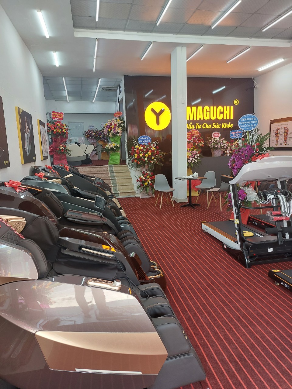 Showroom Yamaguchi Phú Thọ, cửa hàng được khách hàng mua sắm và đánh giá cao